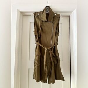 Dex olive green long vest Ladies M